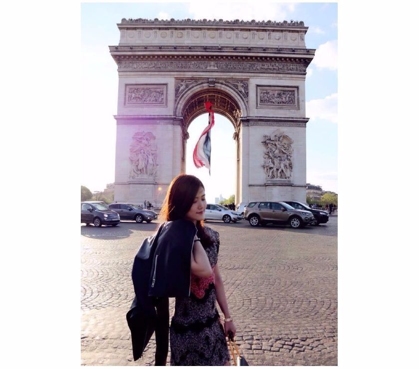Belle amante Asiatique à Lens